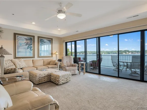 118 Falls Point Dr #2A-118-2A, Lake Ozark, MO 65049