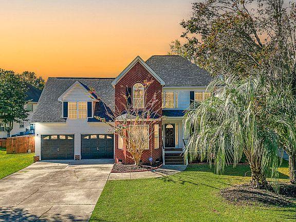 2nd image of 8701 Caspiana Ln