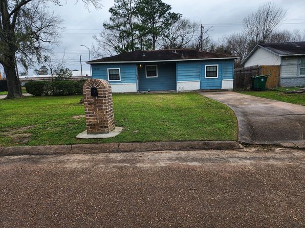 11403 Raincove Dr