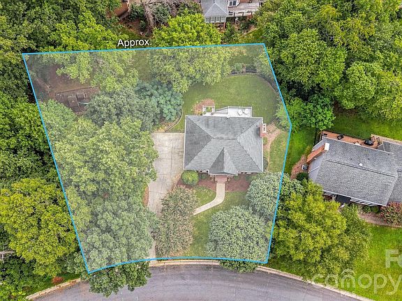 3rd image of 354 41st Avenue Pl NW