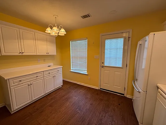 235 High Point Way #1 — Photo 6