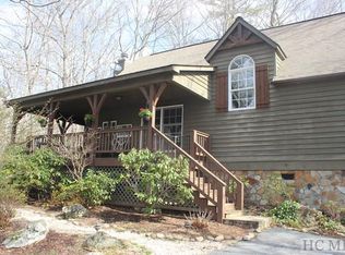 80 Sassafras Ct, Sapphire, NC 28774