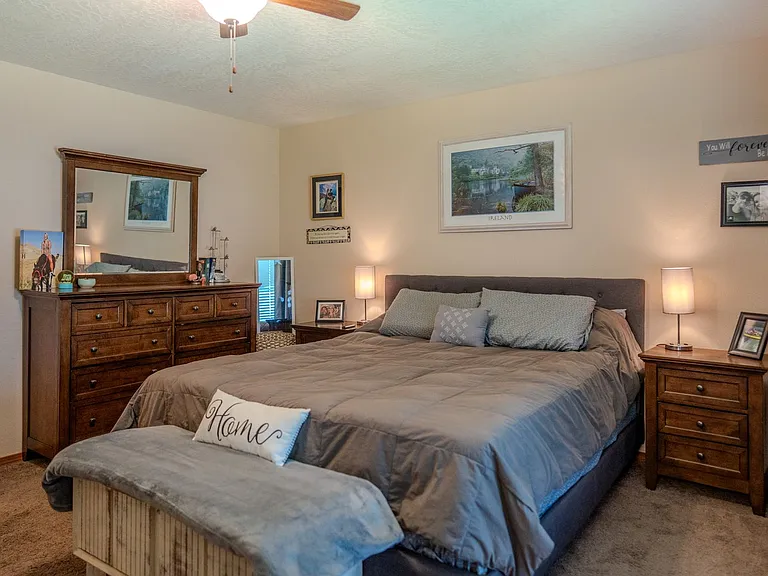 3925 N Graphite Ct — Photo 27