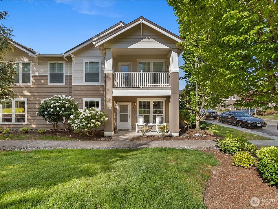 1st image of 22627 NE Alder Crest Drive #102