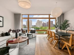 298 E 2nd St #4, New York, NY 10009