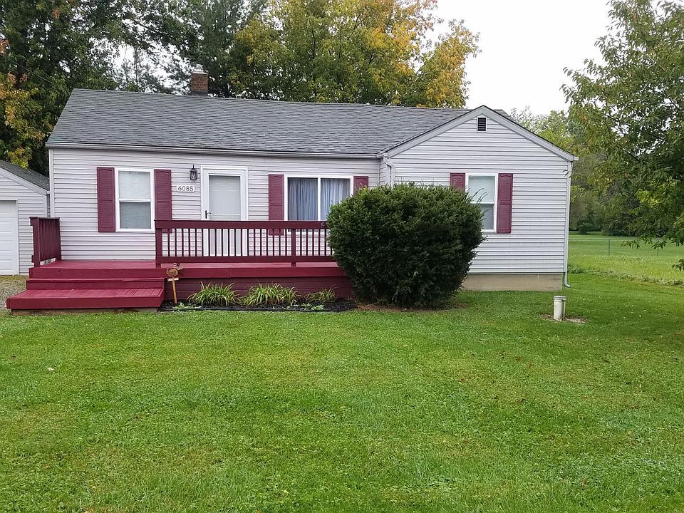 Front of the house and yard