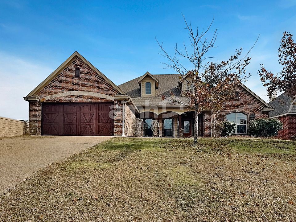 1st image of 101 Winged Foot Dr