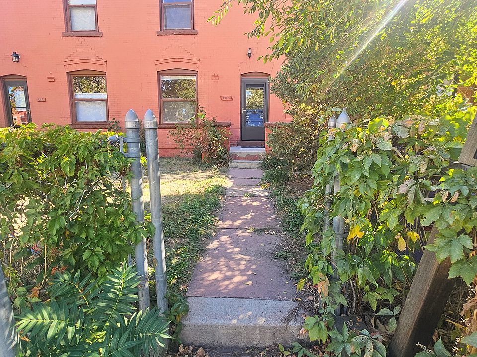 1st image of 342 Cherokee St