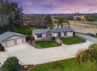 8773 14th Ave, Hanford, CA 93230