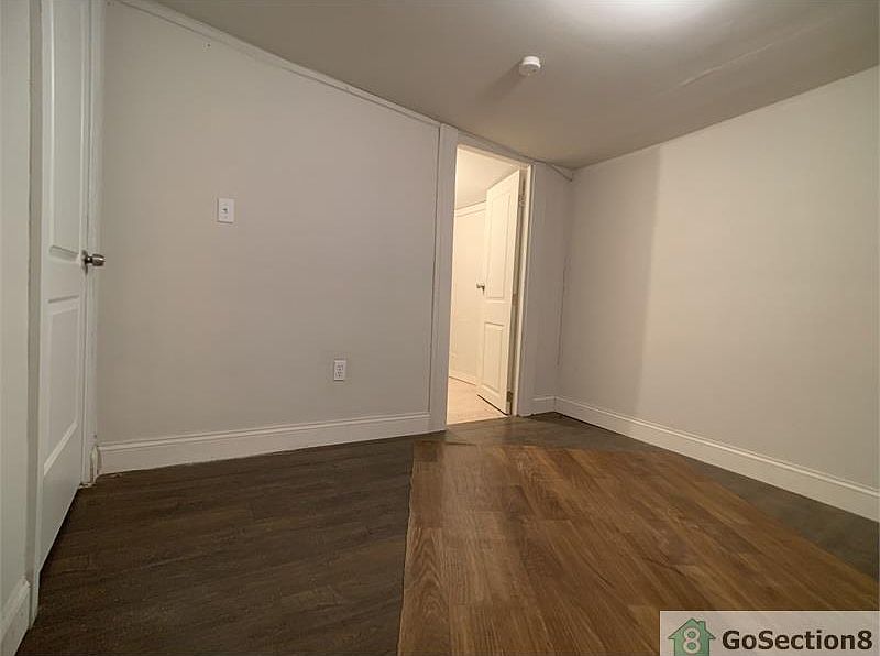 1st image of 314 N Poplar St