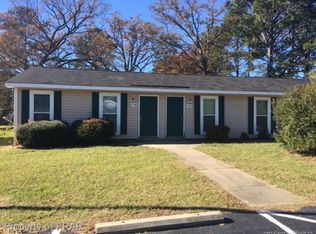1776 Roberta Ct, Fayetteville, NC 28304