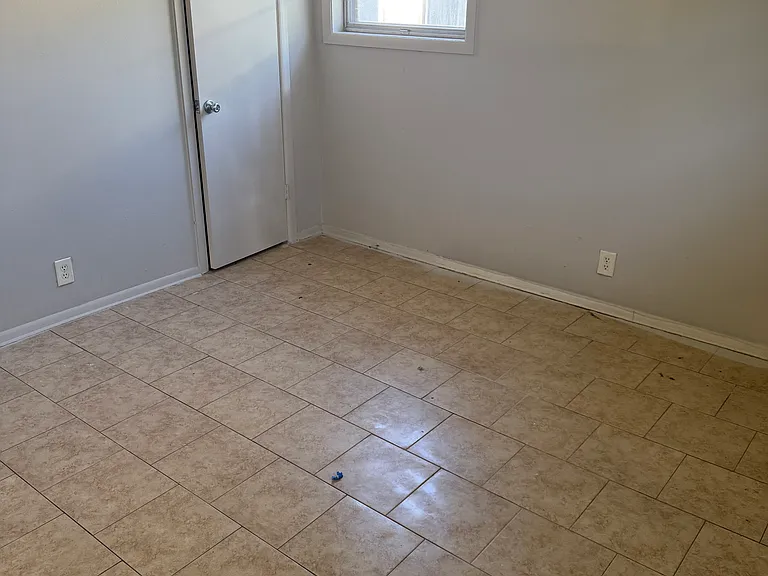 3103 Parkwood Rd — Photo 7