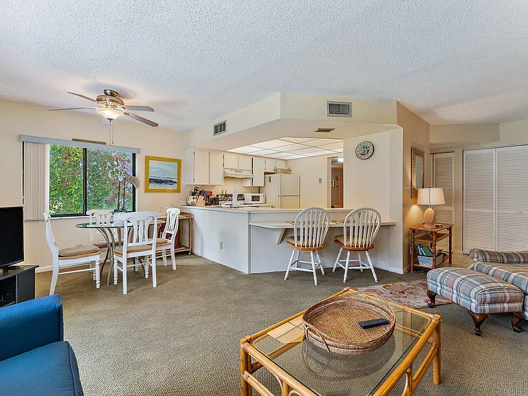 1605 S US Highway 1 #D106 — Photo 12