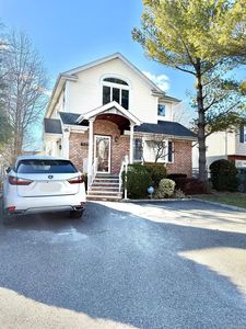 1823 Lakeville Road, New Hyde Park, NY, 11040