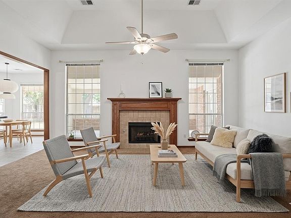 4th image of 2608 Kingsley Ln