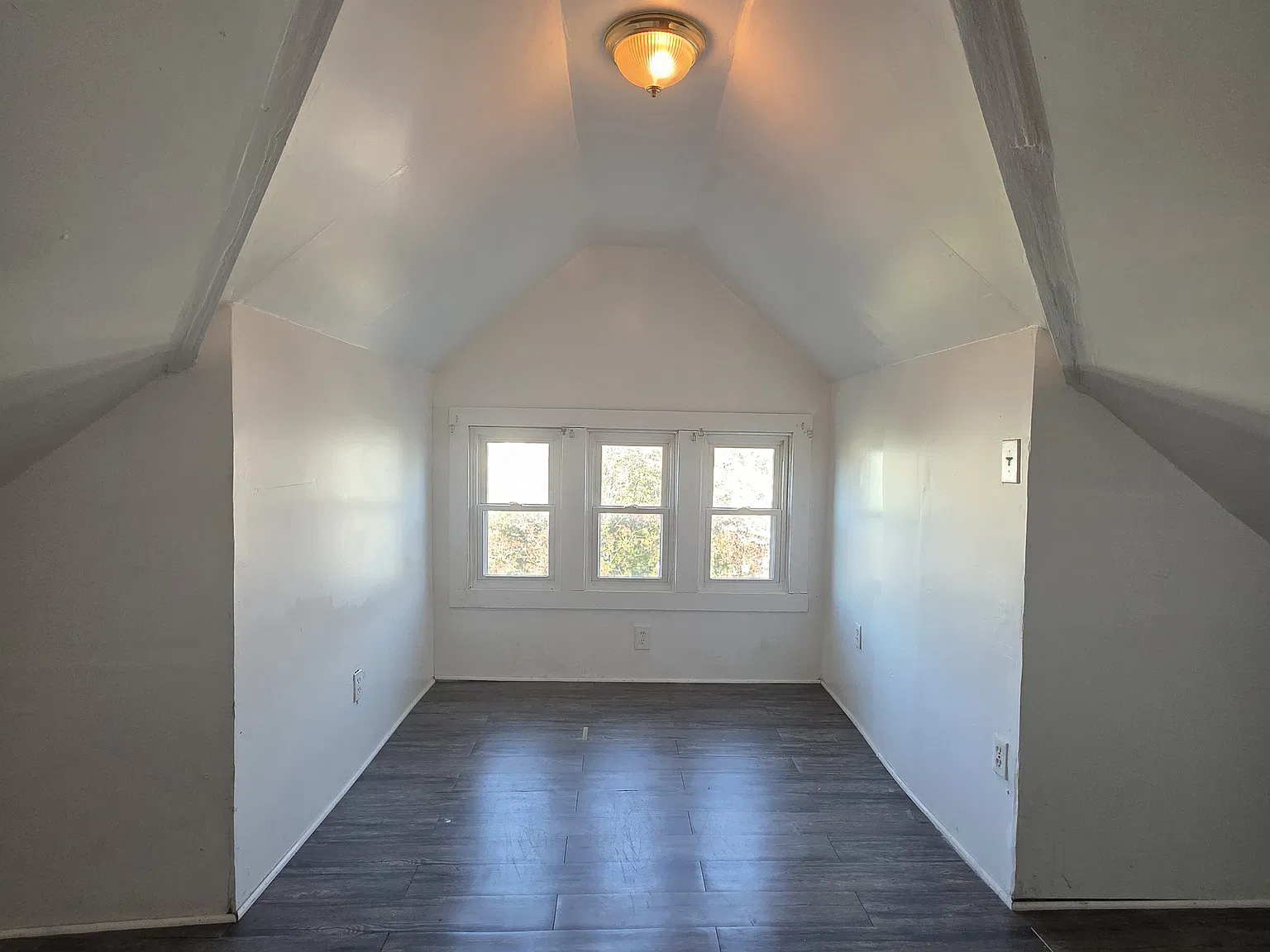 3 bed, 1000 sqft, $800 — Photo 4