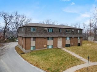 934 23rd Ave Pl, Coralville, IA 52241