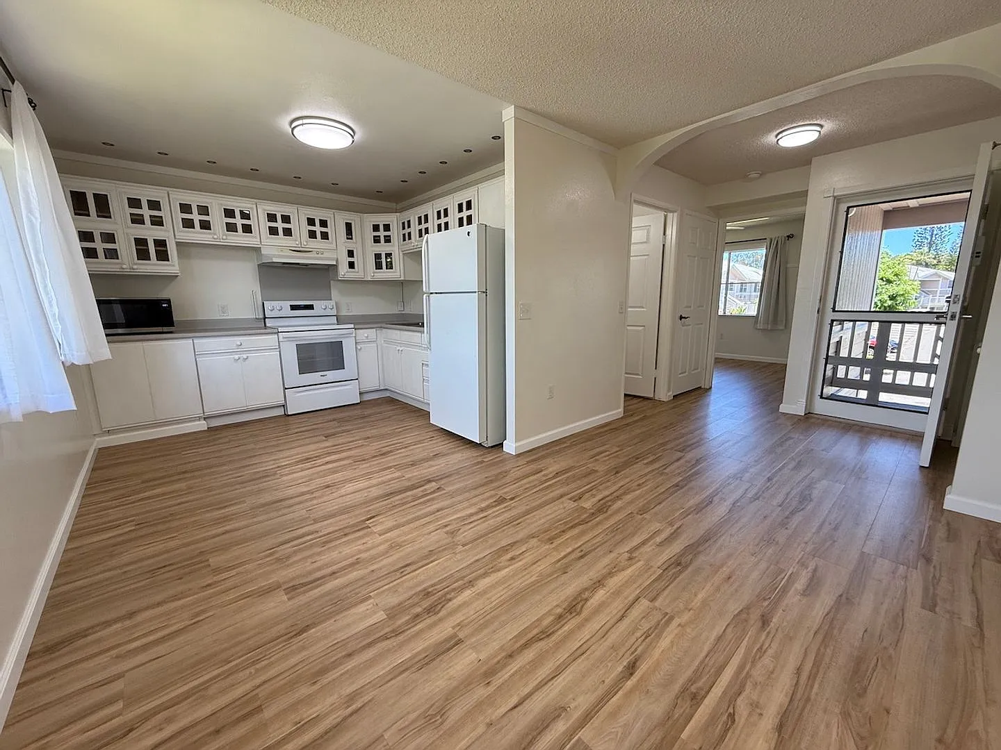For Rent - Northpointe 2 95-1021 Kaapeha St. #86 — Photo 2
