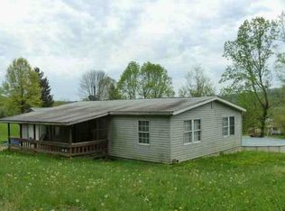 102 Titus Ave, Point Marion, PA 15474