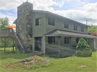 125 Yeaw Rd, Dover, VT 05356