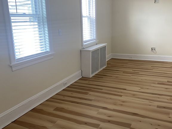 4th image of 12 E Lancaster Ave #Avenue203