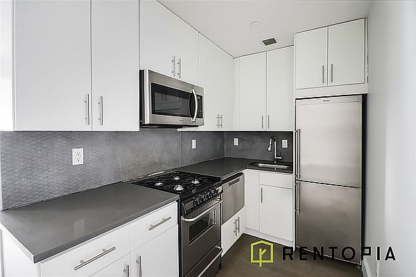 1st image of 155 Meserole St APT 4B