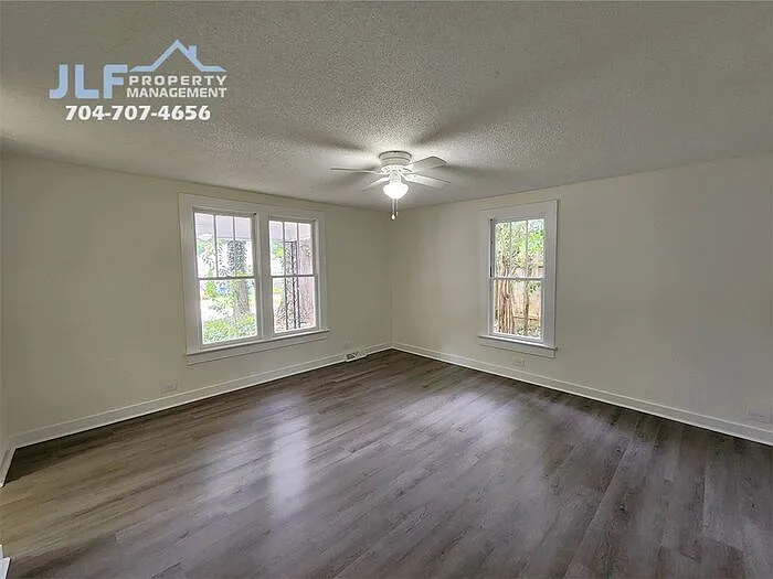 650 Harris St NW — Photo 3