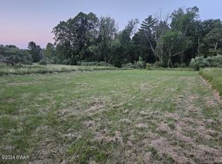 Lazy J Rd, Beach Lake, PA 18405