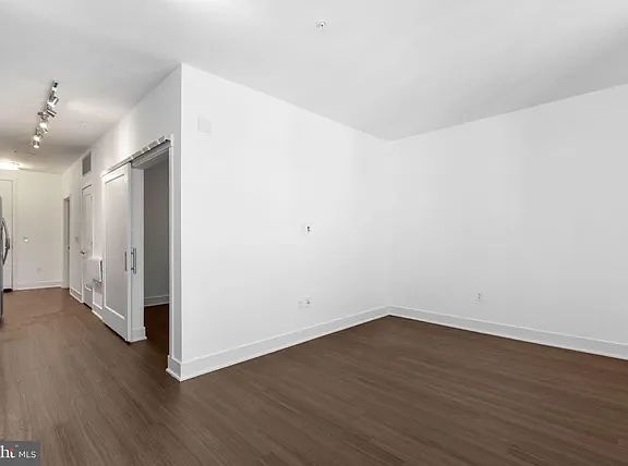 5th image of 145 Riverhaven Dr Unit 522