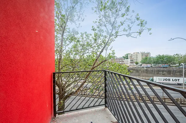 Rented by Voro, LLC | media 5