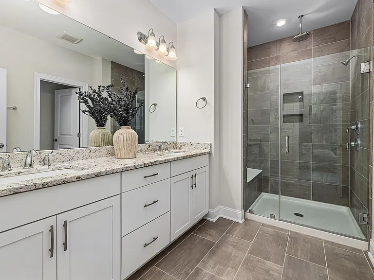 810 Emerald Mine Dr — Photo 25