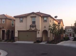 3249 W Nobility Dr, Fresno, CA