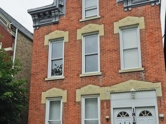 5th image of 1818 W Superior St APT 1R