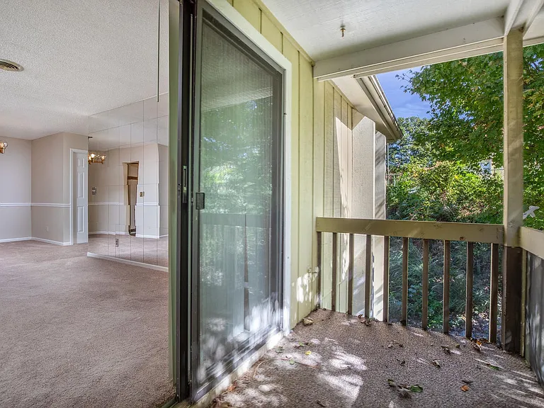 110 Heywood Rd #2D — Photo 5