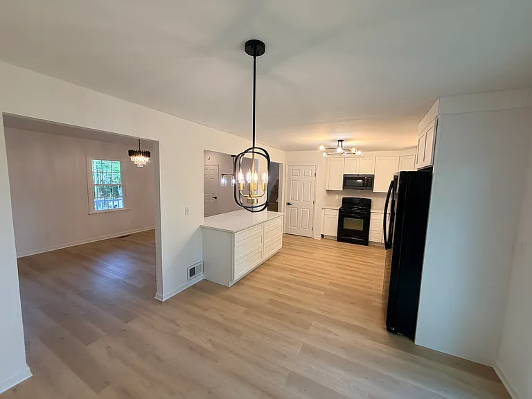 1376 Mill Brook Cir — Photo 17