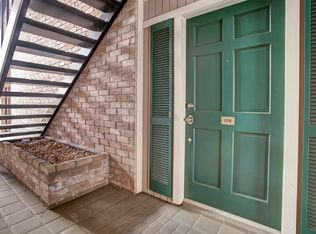 2230 S Piney Point Rd APT 108, Houston, TX 77063