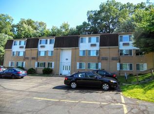 4722 Castlebar St NW APT 6, Canton, OH 44708