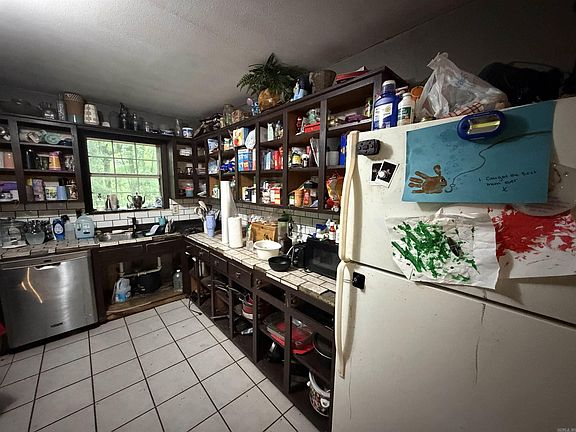 4th image of 45 Doyle Ln