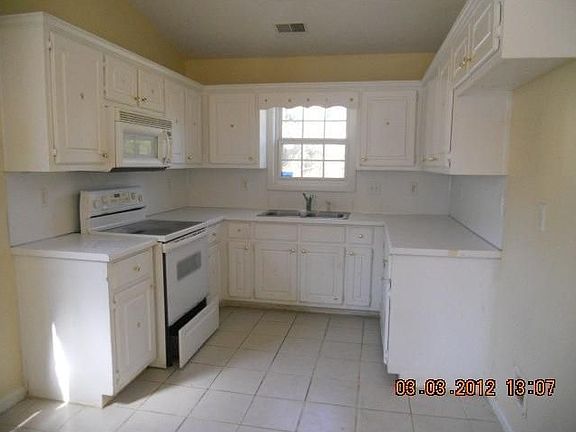 4th image of 235 Foster Trace Dr