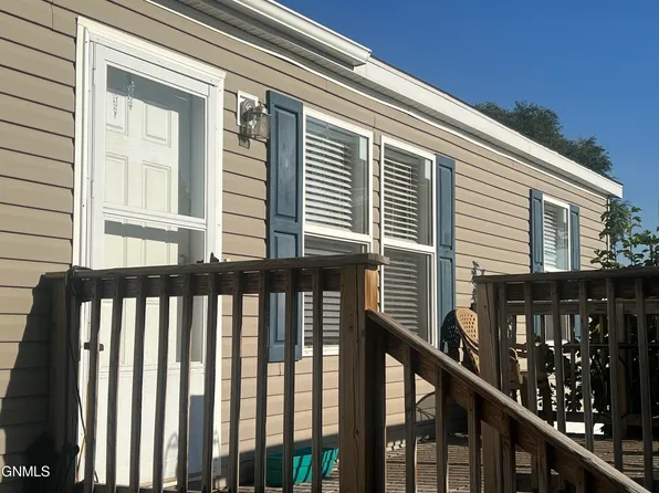 725 S 12th St Lot 204, Bismarck, ND 58504
