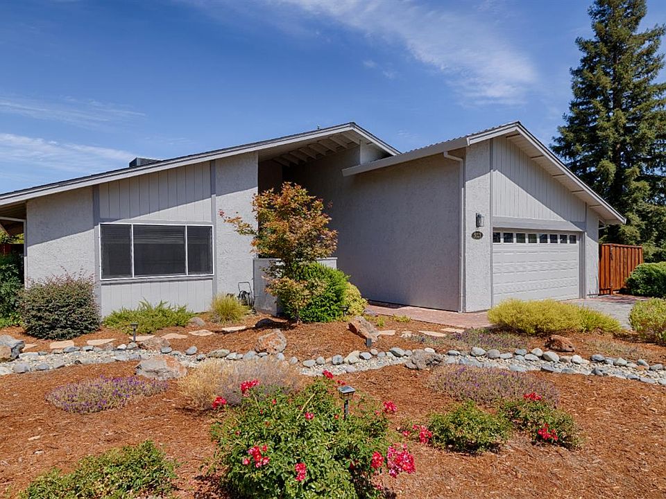 1st image of 5923 Shadow Oak Dr