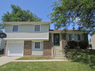 4422 Westbridge Ct, Hoffman Estates, IL 60192