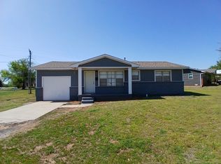 401 N East Dr, Fletcher, OK 73541