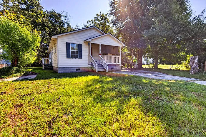 2 bed, 1.0 bath, 1068 sqft, $1,000 — Photo 3