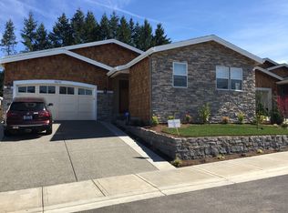 5670 SW 87th Ave, Portland, OR 97225