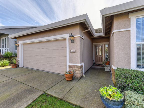3rd image of 3505 Pleasant Creek Dr
