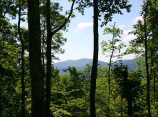 17 Serenity Ridge Dr, Franklin, NC 28734