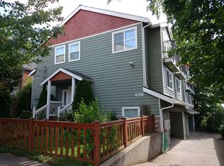 4256 Winslow Pl N, Seattle, WA 98103