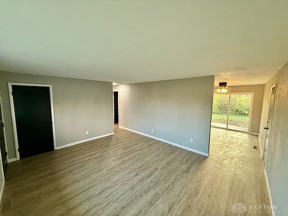 3rd image of 75 Terrace Park Blvd