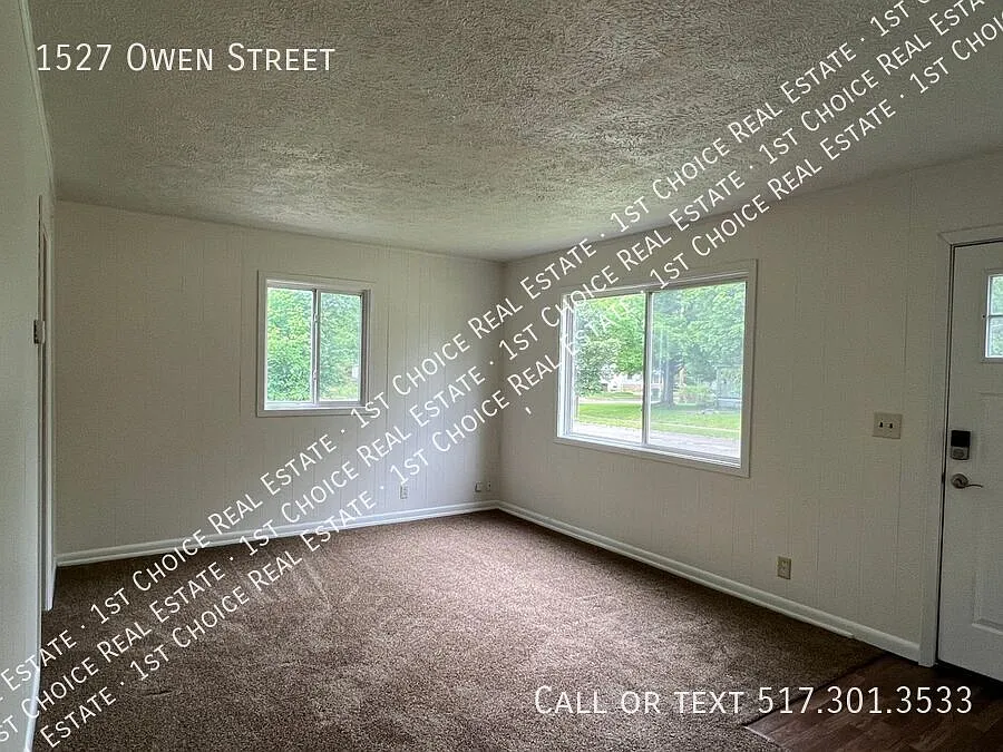 3-Bdr 1-Bth House - Pet Friendly — Photo 2